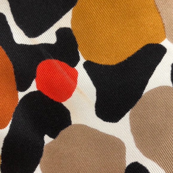 Burberry square scarf - Picture 7 of 8